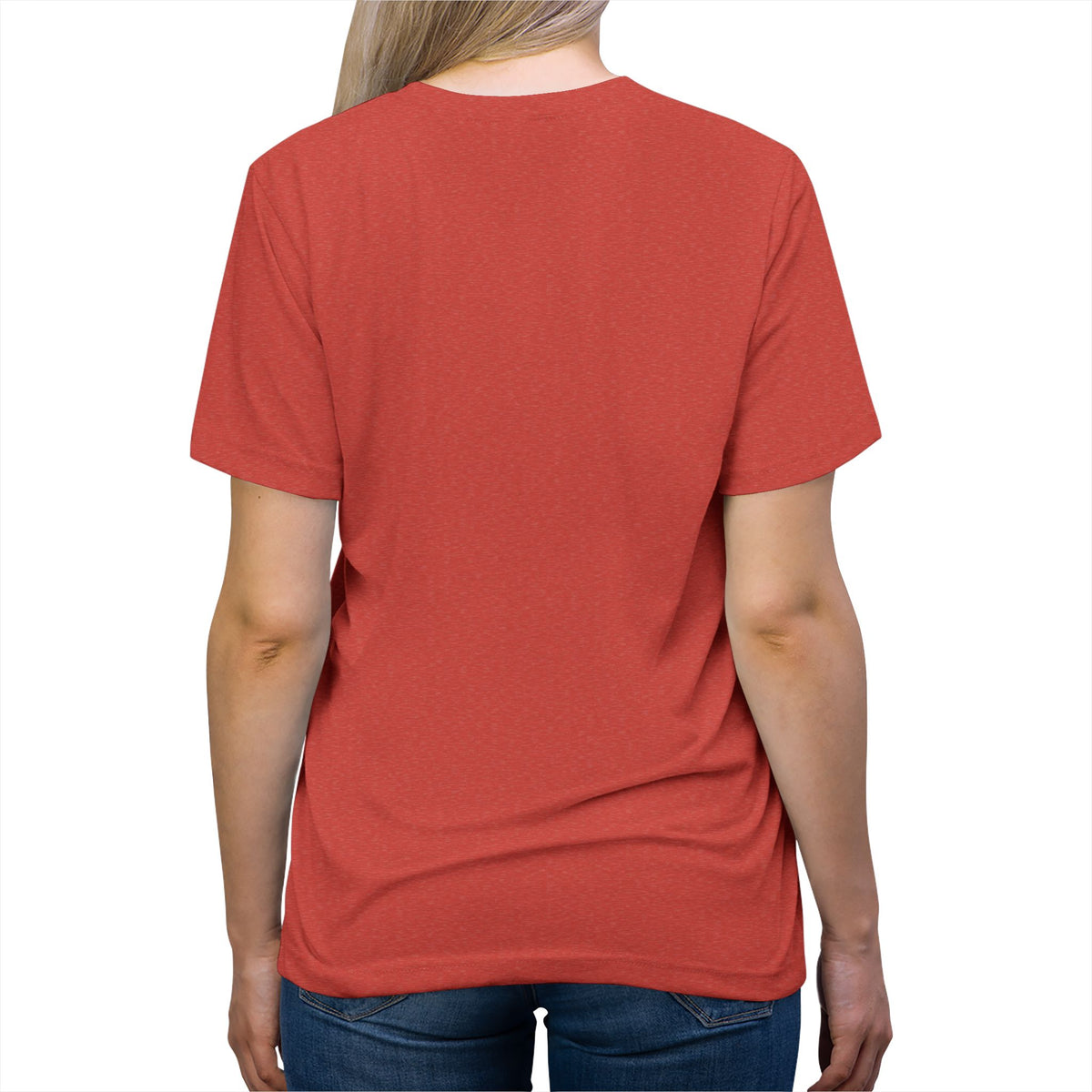 Wavy Minimalist Graphic Tee — Subtle Wave Line Design